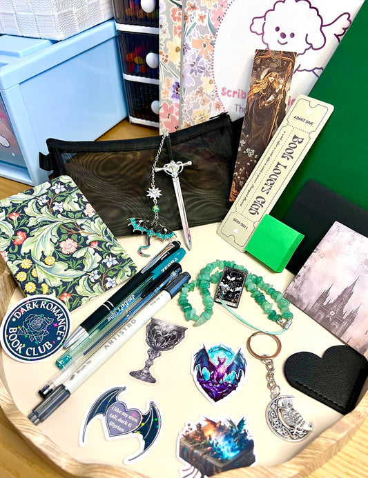 Fantasy/Dragon bundle 15-18 items